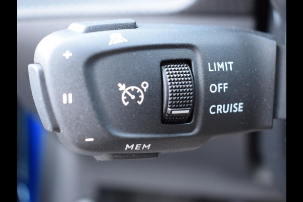 Peugeot 208 1.2 PureTech Allure 100 PK | AUTOMAAT | PANORAMADAK | NAVI | CLIMATE CONTROL | CRUISE CONTROL | 33.562 KM