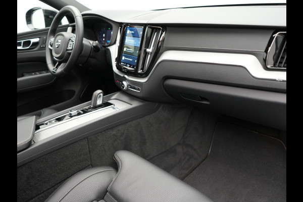 Volvo XC60 T6 Plug in Hybrid LONG RANGE AWD R-Design 350pk Dealer O.H. PHEV | Panodak | 360 Camera | Luxe Lederen Sportstoelen Memory & Ventilatie | 21" L.M | Google Maps | Keyless | Verwarmde Stoelen & Stuur | Virtual |  DAB |
