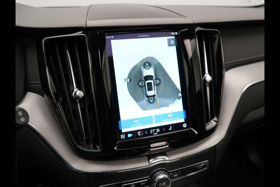 Volvo XC60 T6 Plug in Hybrid LONG RANGE AWD R-Design 350pk Dealer O.H. PHEV | Panodak | 360 Camera | Luxe Lederen Sportstoelen Memory & Ventilatie | 21" L.M | Google Maps | Keyless | Verwarmde Stoelen & Stuur | Virtual |  DAB |