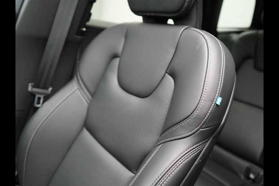 Volvo XC60 T6 Plug in Hybrid LONG RANGE AWD R-Design 350pk Dealer O.H. PHEV | Panodak | 360 Camera | Luxe Lederen Sportstoelen Memory & Ventilatie | 21" L.M | Google Maps | Keyless | Verwarmde Stoelen & Stuur | Virtual |  DAB |