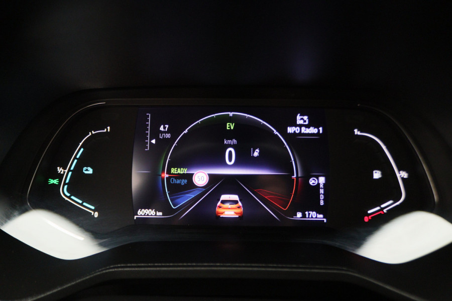 Renault Clio 1.6 E-Tech Hybrid 145 Evolution Airco, Camera, Apple Carplay, Cruise, Elektrisch Pakket, LED, PDC, 16''