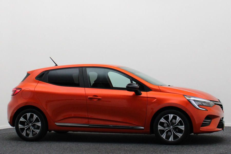 Renault Clio 1.6 E-Tech Hybrid 145 Evolution Airco, Camera, Apple Carplay, Cruise, Elektrisch Pakket, LED, PDC, 16''