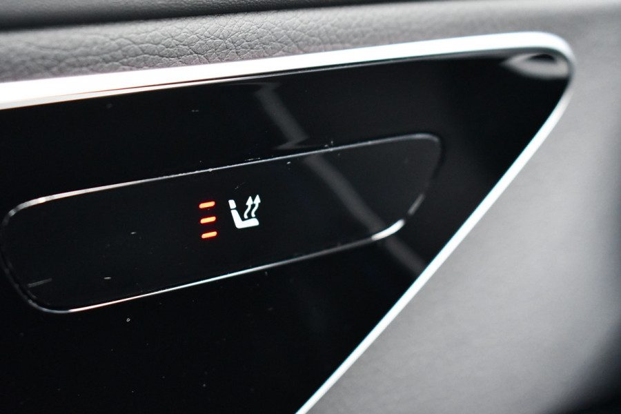 Mercedes-Benz C-Klasse Estate 300 e AMG Pano 360-camera Night-pakket