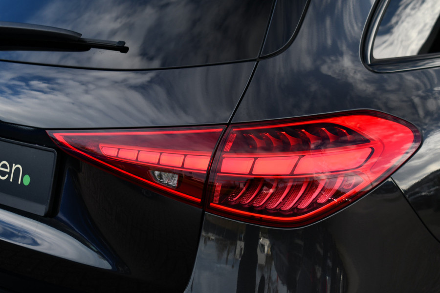 Mercedes-Benz C-Klasse Estate 300 e AMG Pano 360-camera Night-pakket