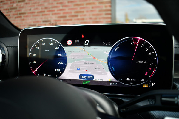 Mercedes-Benz C-Klasse Estate 300 e AMG Pano 360-camera Night-pakket