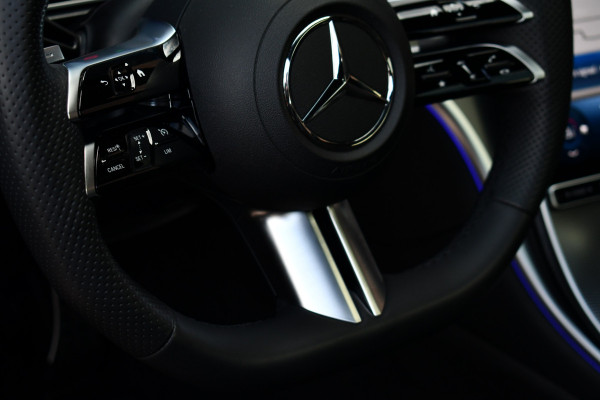 Mercedes-Benz C-Klasse Estate 300 e AMG Pano 360-camera Night-pakket