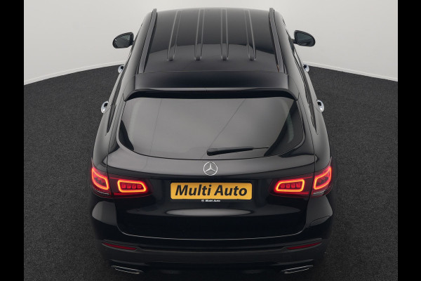 Mercedes-Benz GLC 300e 4MATIC Premium Plug In Hybrid 320pk Dealer O.H PHEV | Adaptive Cruise | Trekhaak af Fabriek | 360 Camera | Night Pakket | Sidesteps | 19"L.M | Keyless | Apple Carplay | Lederen Sportstoelen Verwarmd | Navigatie |