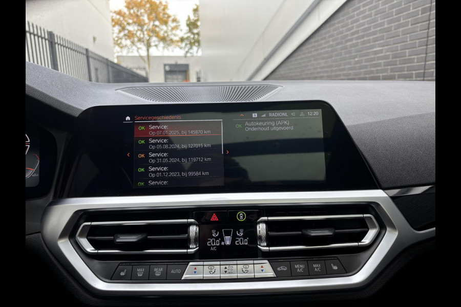 BMW 3 Serie Touring 330i xDrive High Executive M Sport Pakket Automaat / Live Cockpit Professional / Panoramadak / Trekhaak / Leder / Apple CarPlay / Harman Kardon / 19 Inch / Shadow Line / Laserlicht / Head-Up Display / M Sportremsysteem / Adaptief M-onderstel