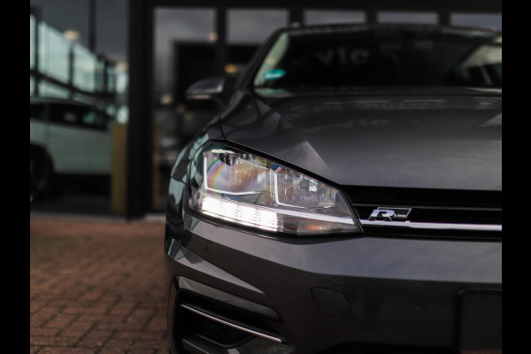 Volkswagen GOLF Variant 1.5 TSI Highline Business R -Line | Keyless | Massage | Trekhaak | Stoelverw. | PDC