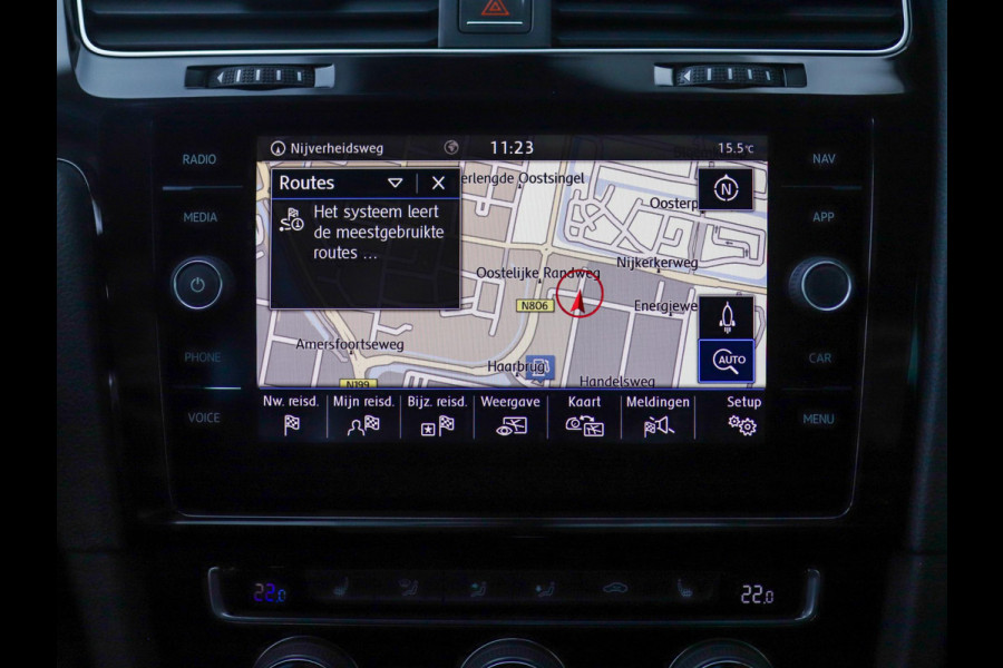 Volkswagen GOLF Variant 1.5 TSI Highline Business R -Line | Keyless | Massage | Trekhaak | Stoelverw. | PDC