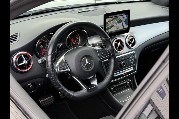 Mercedes-Benz CLA-Klasse Shooting Brake 220 4MATIC AMG-Line | Navi | CarPlay | Night Pakket | Elek. Achterklep | 18 inch