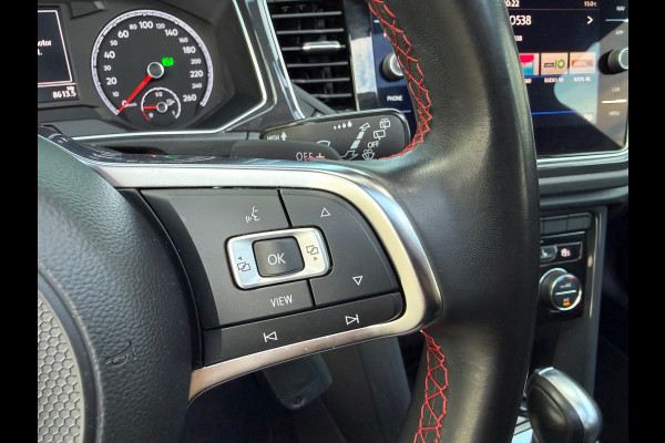 Volkswagen T-Roc 1.5 TSI Sport - Automaat - Pano/schuifdak - Navi - Parkeerhulp