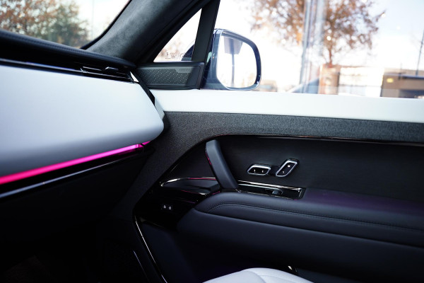 Land Rover Range Rover Sport 3.0 P550e Autobiography PHEV | Satin Grey Metallic | Urban UC-6