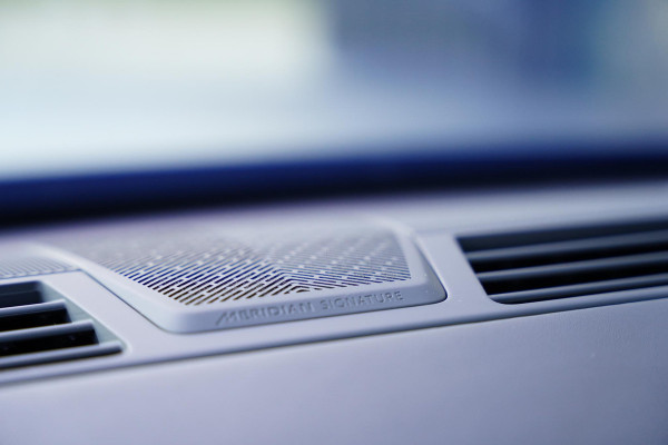 Land Rover Range Rover Sport 3.0 P550e Autobiography PHEV | Satin Grey Metallic | Urban UC-6