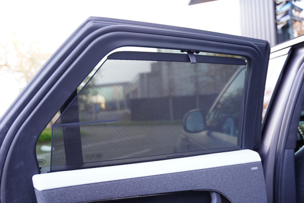 Land Rover Range Rover Sport 3.0 P550e Autobiography PHEV | Satin Grey Metallic | Urban UC-6