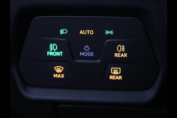 CUPRA Formentor 1.4 eHybrid VZ | 245pk | Stoelverwarming | Camera | Adaptive cruise | Sfeerverlichting | Navigatie | Keyless | 19'' | Stuurverwarming | Full LED | Sportstoelen | PHEV | Plug In