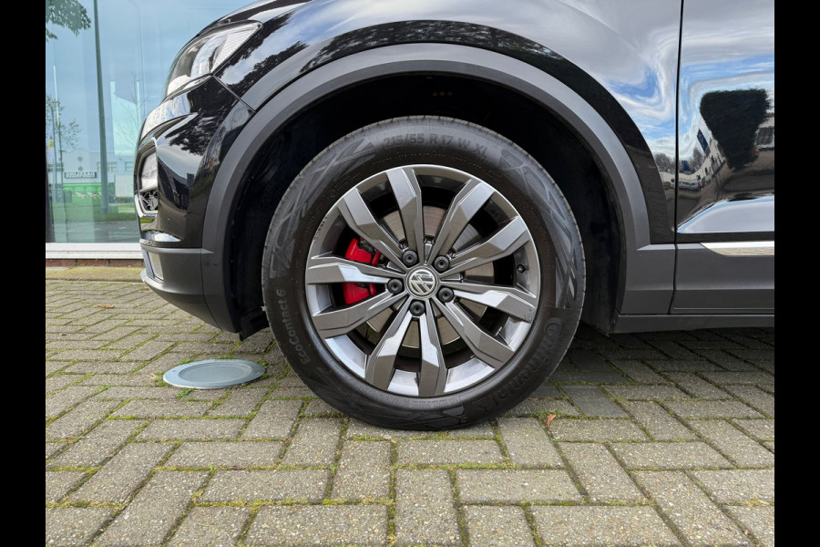 Volkswagen T-Roc 1.5 TSI Sport - Automaat - Pano/schuifdak - Navi - Parkeerhulp