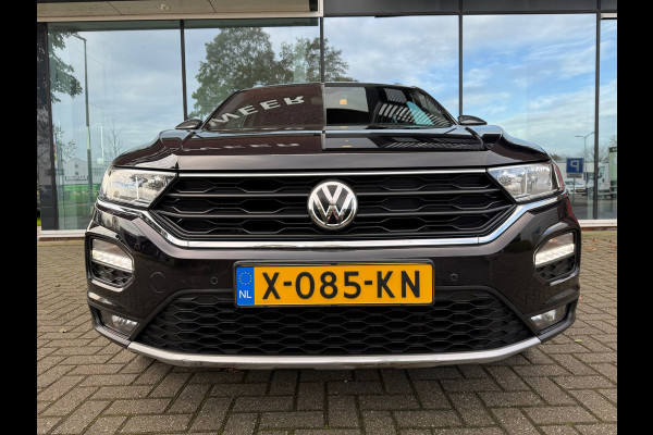 Volkswagen T-Roc 1.5 TSI Sport - Automaat - Pano/schuifdak - Navi - Parkeerhulp