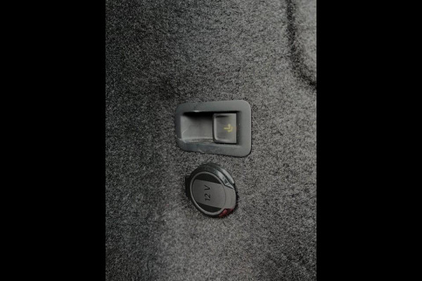 Seat Tarraco 1.4 TSI e-Hybrid PHEV Xcellence | Panoramadak | Leder | Trekhaak | Stoel & achterbankverwarming | Adaptive cruise | Carplay | Camera | Digital Cockpit | Navigatie | Plug In