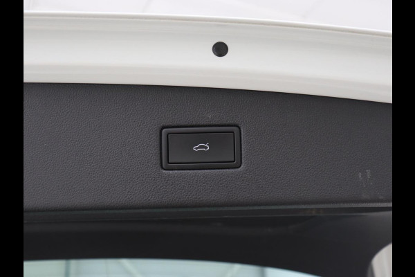 Seat Tarraco 1.4 TSI e-Hybrid PHEV Xcellence | Panoramadak | Leder | Trekhaak | Stoel & achterbankverwarming | Adaptive cruise | Carplay | Camera | Digital Cockpit | Navigatie | Plug In