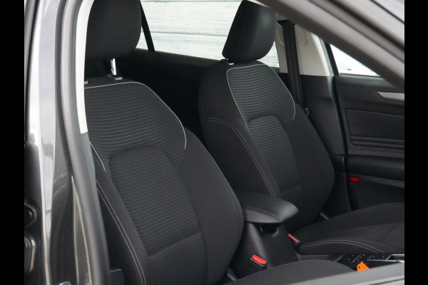 Ford FOCUS Wagon 1.0 EcoBoost Titanium Business Cam Carplay