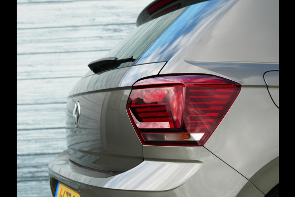 Volkswagen Polo 1.0 TSI Parkeersensor Carplay Navi Adapt Cru