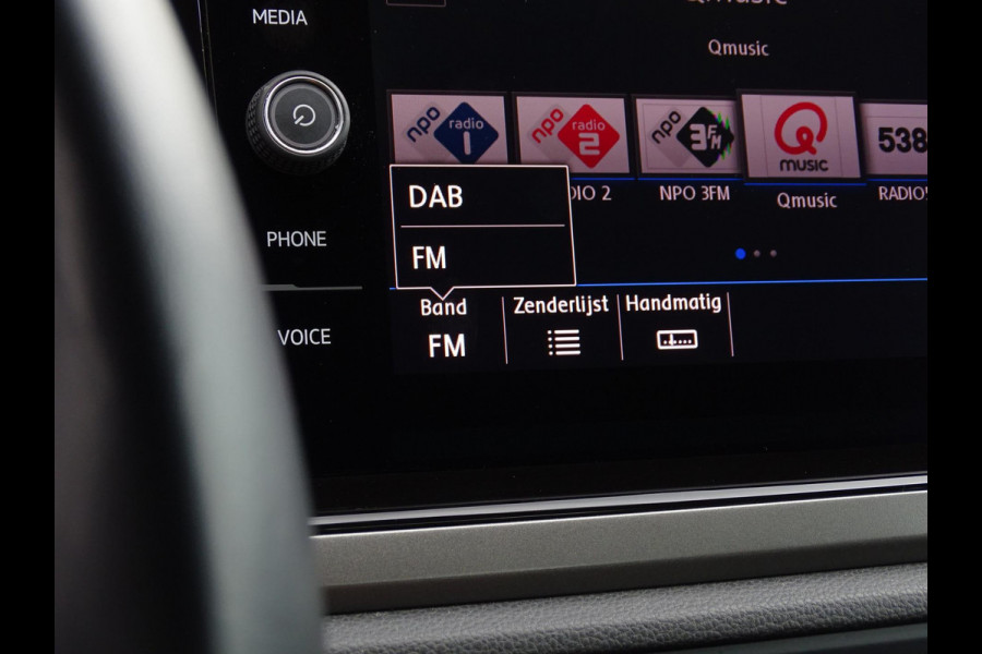 Volkswagen Polo 1.0 TSI Parkeersensor Carplay Navi Adapt Cru