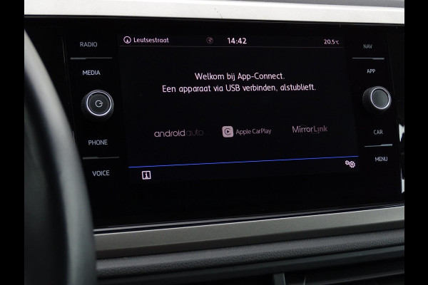 Volkswagen Polo 1.0 TSI Parkeersensor Carplay Navi Adapt Cru