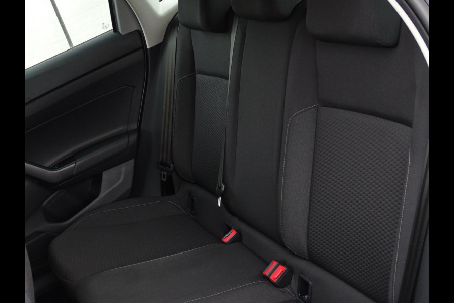 Volkswagen Polo 1.0 TSI Parkeersensor Carplay Navi Adapt Cru