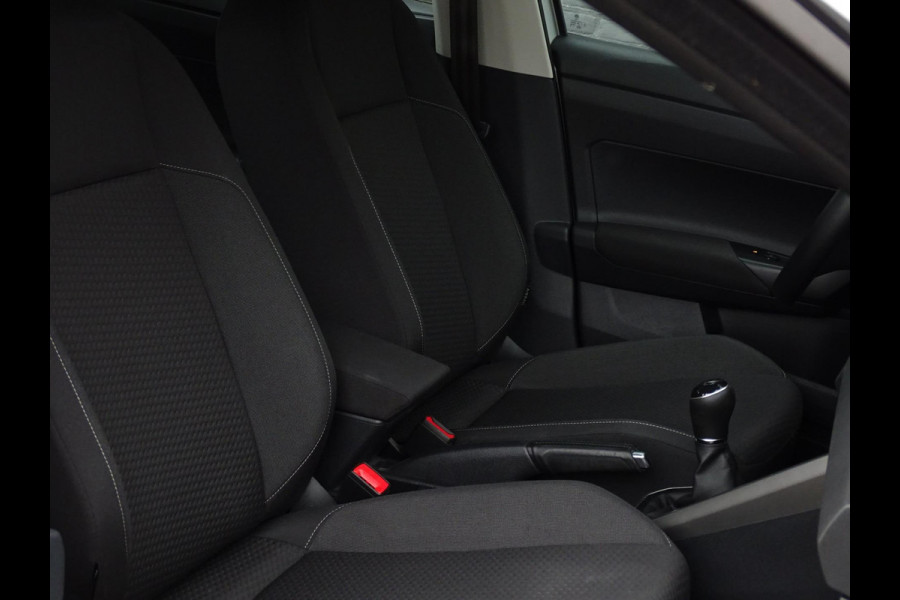 Volkswagen Polo 1.0 TSI Parkeersensor Carplay Navi Adapt Cru