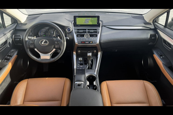 Lexus NX 300h AWD Luxury Line Trekhaak DAB Camera Navigatie Led Lane assist
