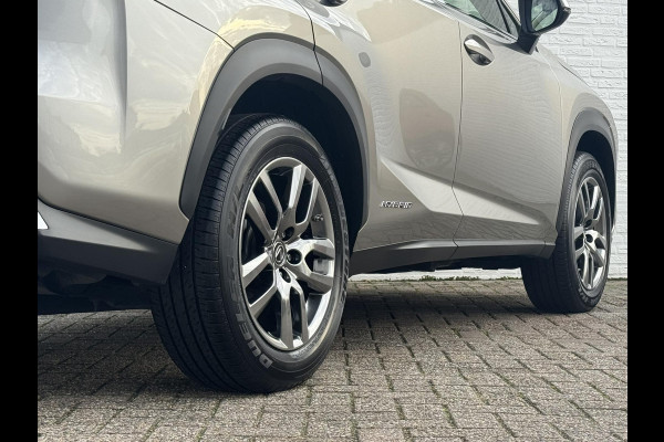 Lexus NX 300h AWD Luxury Line Trekhaak DAB Camera Navigatie Led Lane assist