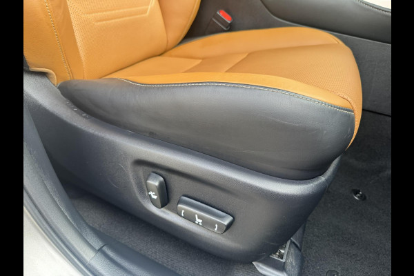 Lexus NX 300h AWD Luxury Line Trekhaak DAB Camera Navigatie Led Lane assist