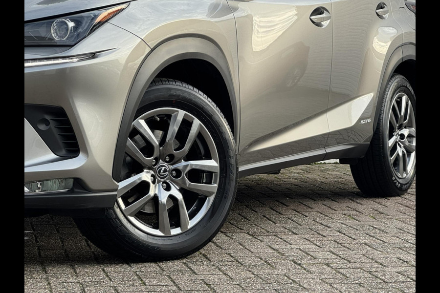 Lexus NX 300h AWD Luxury Line Trekhaak DAB Camera Navigatie Led Lane assist