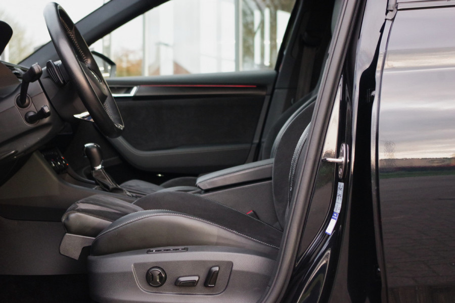 Škoda Superb Combi 1.4 TSI iV 218 PK Sportline BNS PHEV, 4 x Stoelverwarming, 360 Camera, DCC,