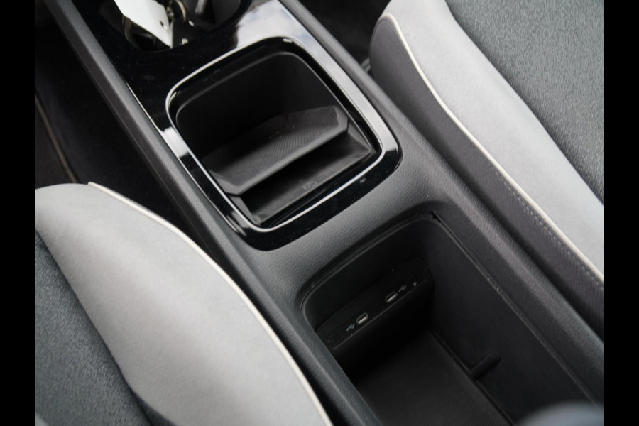 Volkswagen ID.3 First Plus 58 kWh Cam Carplay Adapt SOh 92.8