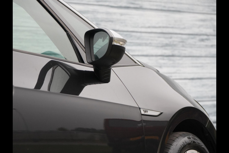 Volkswagen ID.3 First Plus 58 kWh Soh 92.3 Carplay 15x Id3