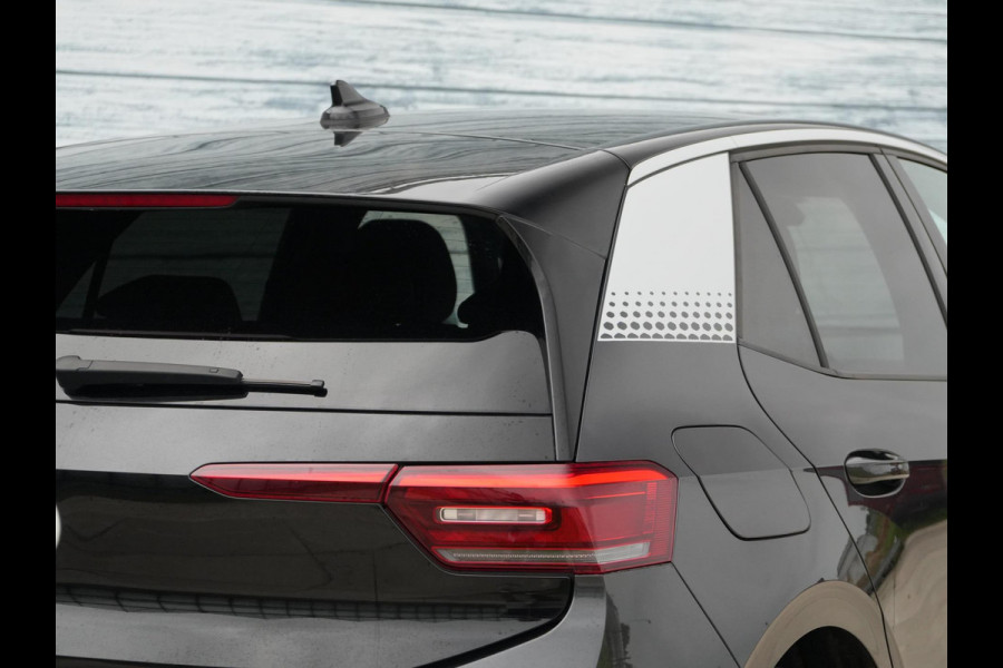 Volkswagen ID.3 First Plus 58 kWh Soh 92.3 Carplay 15x Id3