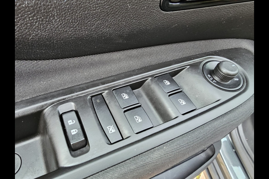 Opel Mokka X 1.4 Turbo Edition | Automaat | Trekhaak | Navi | Stoelverwarming | Camera |