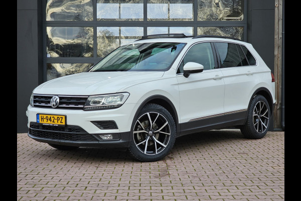 Volkswagen Tiguan 1.5 TSI ACT Comfortline | Automaat | LED | Pano | Stoelverwarming | ACC | App-connect | Lane Assist | Light Assist | Navi | Ambiente |