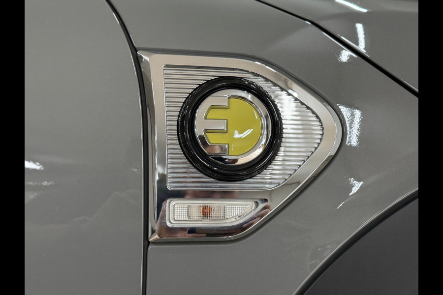 MINI Countryman 2.0 Cooper S E ALL4 | Pano | Sportstoelen | LED | Camera | 18inch | Privacy Glass | Navi