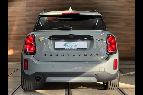 MINI Countryman 2.0 Cooper S E ALL4 | Pano | Sportstoelen | LED | Camera | 18inch | Privacy Glass | Navi
