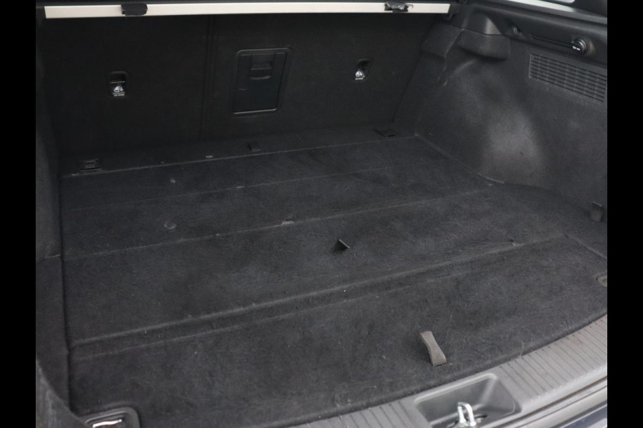 Hyundai i30 1.0 T-GDi MHEV Comfort Smart | Camera | Carplay | Keyless | Full LED | Navigatie | Climate control | Parkeerhulp | Cruise control | DAB | Bluetooth