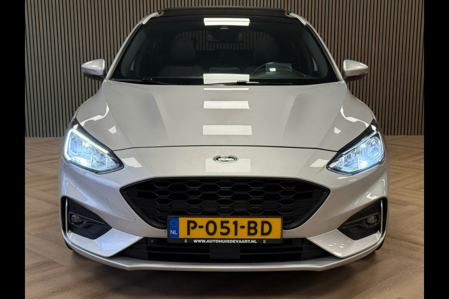 Ford Focus 1.0 EcoBoost ST Line PANO NAVI PDC LED B&O SOUND KEYLESS PDC V+A