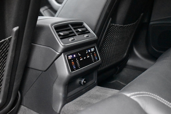 Audi A6 Avant 55 TFSI e Quattro Competition 367pk | Pano | RS-Seats | ACC | Head-Up | Trekhaak | Matrix | Stuur + Stoelverwarming |