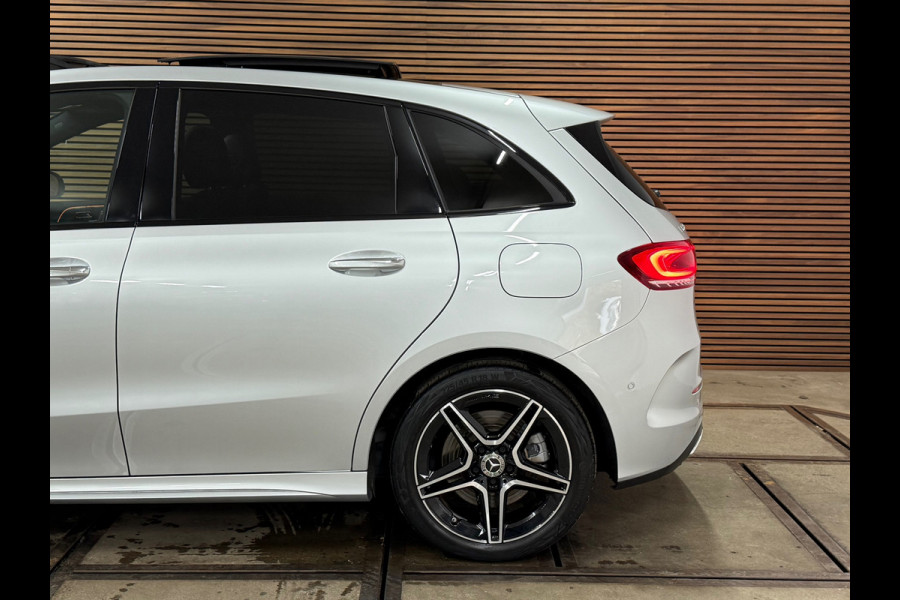 Mercedes-Benz B-Klasse 250 e Bus. Solution AMG Limited | Pano | Elektr stoelen + memory | Sfeer | Widescreen | LED Matrix | Camera