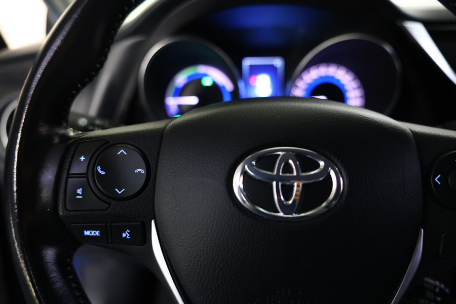 Toyota Auris 1.8 Hybrid Aspiration AVM CAMERA BT ALCANTARA CRUISE ECC '18