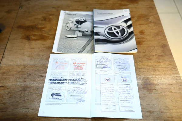 Toyota Auris 1.8 Hybrid Aspiration AVM CAMERA BT ALCANTARA CRUISE ECC '18