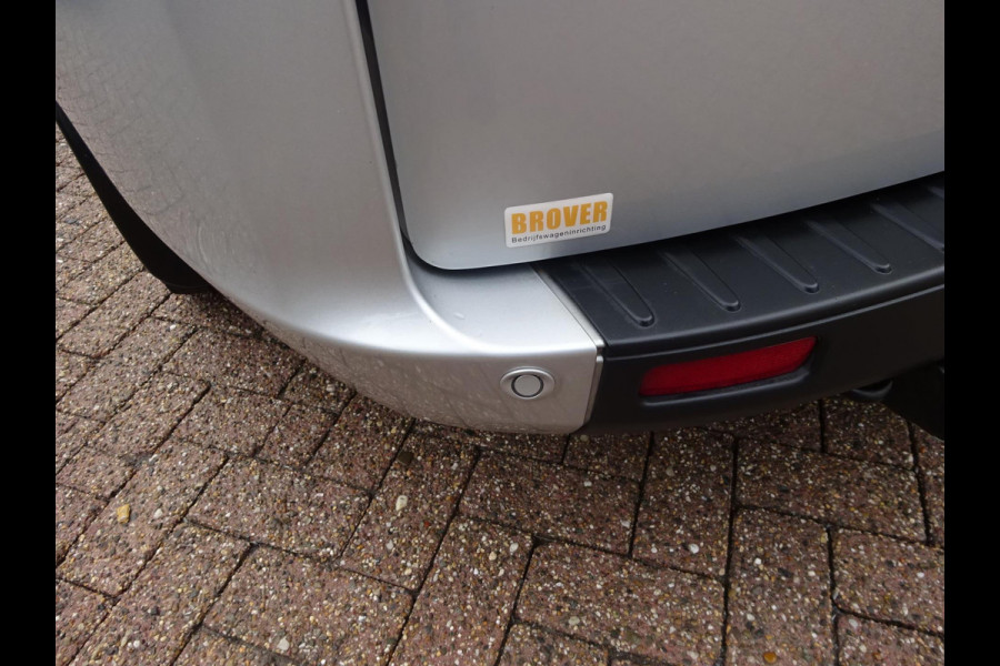 Ford Transit Custom 300 2.0 TDCI L1H1 Trend AIRCO AUTOMAAT GROOT NAVIGATIE