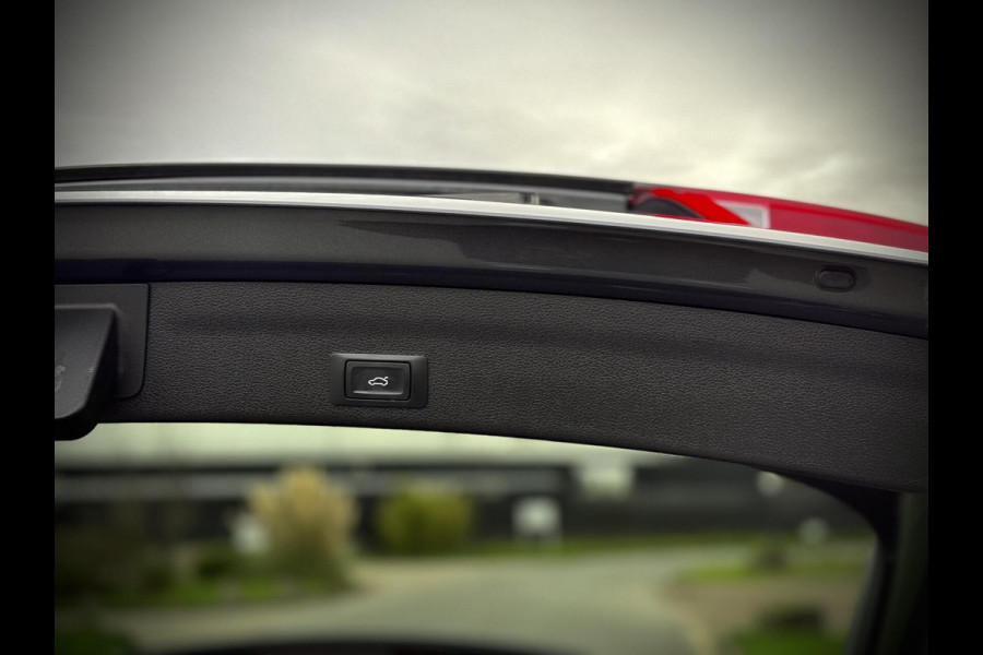 Audi A6 Avant 55 TFSI e quattro Competition Panoramadak|B&O|Matrix|RS-Stoelen|Camera|Stuurverwarming